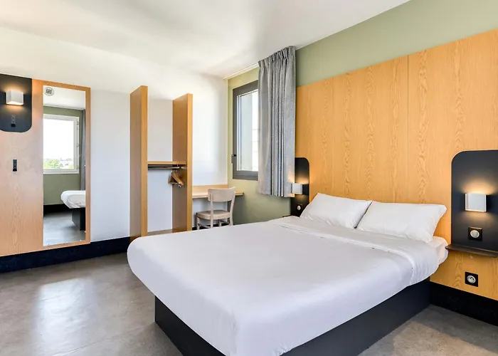 B&B HOTEL Montpellier Centre Le Millénaire